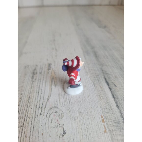 Dept 56 Mrs claus peppermint skating party village accessory xmas - Picture 4 of 5